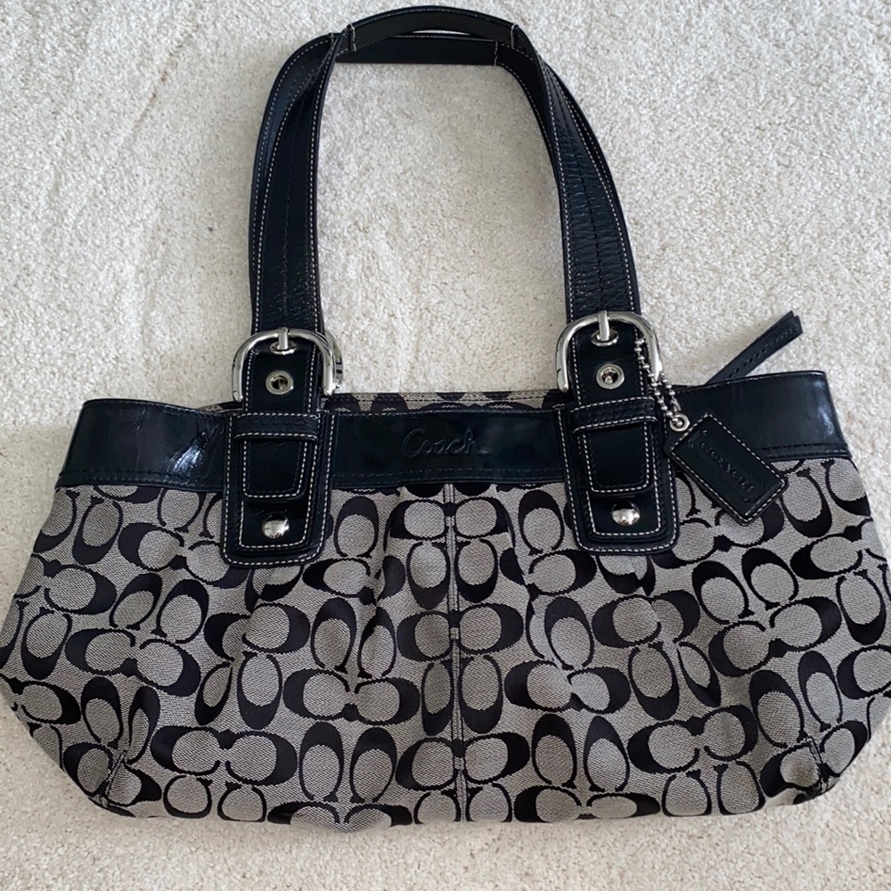 Gray & black Coach bag/purse (price is negotiable)